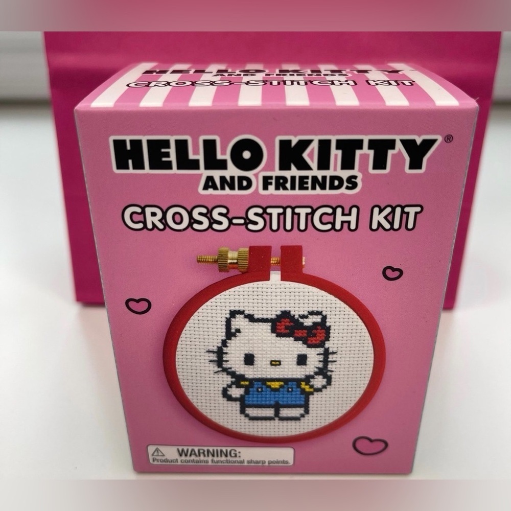 NEW Hello Kitty And Friends Mini Cross-Stitch Kit (With 4 Character Patterns)